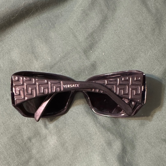 Versace Embossed Black Sunglasses - Picture 1 of 3